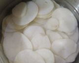 A picture of step 2 of Monsoon (Besan Pakore).