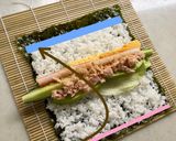 Foto del passaggio 12 della ricetta Sushi arrotolato senza pesce crudo