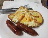 A picture of step 4 of Toast mayai.