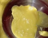 صورة لخطوة 2 من وصفة بسبوسه بالسمنة منقطه 🥧😋🍯