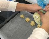 Foto del paso 7 de la receta: Buñuelos de bacalao al horno