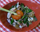 Foto langkah ke 2 dari resep Cumi cabe ijo.