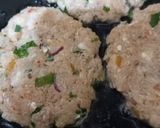 A picture of step 2 of Chapli kabab.