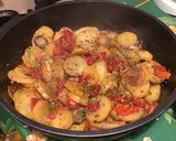 Une image de l'étape 8 de Pommes de terre et poivrons rouges aux herbes aromatiques.