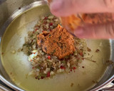 Foto del paso 9 de la receta: Cazuela de merluza y langostinos con su caldo