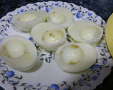 Foto del paso 1 de la receta: Huevos rellenos