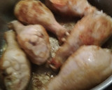 Foto del paso 3 de la receta: Pollo guisado con setas y aroma de Pedro Jiménez