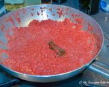 Foto del passaggio 2 della ricetta Gnocchetti di ricotta con sugo di pomodoro aromatizzato alla salvia
