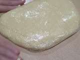 Tarta de banana con crema y dulce de leche