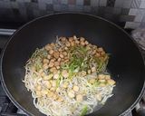 Foto langkah ke 3 dari resep Tauge cah Tahu.
