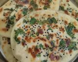 কড়াইশুঁটির পুরভরা কুলচা (Karaishutir pur bhora kulcha recipe in Bengali) রেসিপি ধাপ - 5 ছবি
