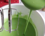 Foto langkah ke 3 dari resep Kue Cucur Pandan.