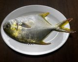 Foto langkah ke 1 dari resep Steamed fish with black bean sauce.