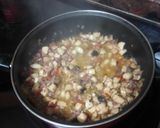 Foto del paso 2 de la receta: Guiso de garbanzos con champiñones y albóndigas