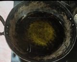A picture of step 5 of Moongode(Moong dal ke pakode).