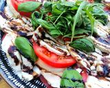 A picture of step 7 of Smoked chicken caprese salad.
