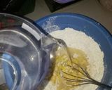 Foto langkah ke 2 dari resep Kulit Martabak Telor (ekonomis dan lentur).