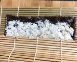 A picture of step 4 of Veg. Maki Sushi Rolls.
