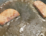 Foto del paso 5 de la receta: Huevos rotos con Foie y patatas fritas