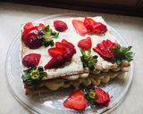Foto del passaggio 6 della ricetta Sfoglie con fragole e crema di mascarpone