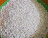 Hình bước làm 3 của món Xôi lá dứa đùi gà chiên