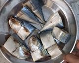 Foto langkah ke 1 dari resep Pindang Serani Khas Jepara (Ikan Kembung).