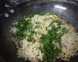 A picture of step 4 of Simple cup Maggie 😍.