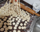 Foto del paso 5 de la receta: Galletas-bizcochos caseros con grasa/manteca