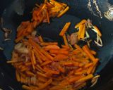 Foto langkah ke 2 dari resep Tumis Wortel Kol.