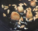 Foto del paso 1 de la receta Rape con salsa de pimientos y piñones al vino dorado