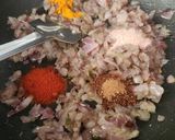 A picture of step 2 of Chana dal Onion Patti Samosa.