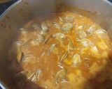 Foto del paso 3 de la receta: Garbanzos con chirlas
