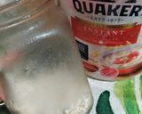 Hình bước làm 1 của món Yến mạch cacao táo qua đêm (Overnight oats)
