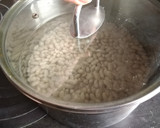 Foto del paso 1 de la receta: Porotos con riendas