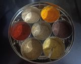 બેસન ના પુડલા (Besan Pudla Recipe In Gujarati) રેસીપી સ્ટેપ1ફોટો