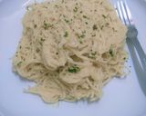 Foto langkah ke 4 dari resep Spaghetti with Alfredo Sauce.