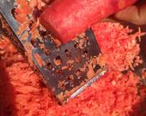 A picture of step 1 of Gagrela Gager ka Halwa.