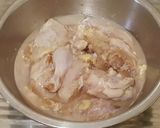 Foto langkah ke 1 dari resep Ayam goreng tepung.