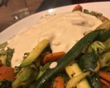 Foto del passaggio 2 della ricetta Broccoli carote e zucchine con crema di taleggio di capra