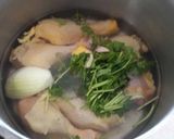 Foto del paso 1 de la receta: Pollo en salsa verde