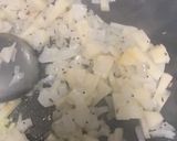 A picture of step 2 of Kanda Batata Pohe.