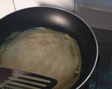 Foto langkah ke 6 dari resep Martabak Telur Isi Sayuran Pedas.