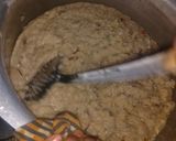 A picture of step 4 of Suji ka halwa.