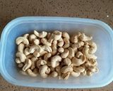 A picture of step 1 of Healthy Roasted Nuts Mixture.