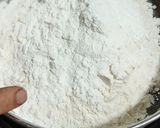 A picture of step 3 of New Year Cake.