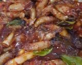 Foto langkah ke 5 dari resep Baby Cumi Sambal Bawang.