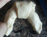 Foto del paso 7 de la receta: 🥐Medialunas dulces rápidas sin hojaldre 🥐