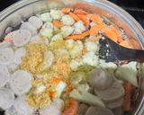 Foto langkah ke 3 dari resep Sup Bening Bakso.