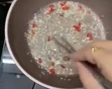 Hình bước làm 3 của món Gà xào lá quế