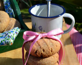 Foto del paso 4 de la receta: Galletitas integrales de miel y coco💜